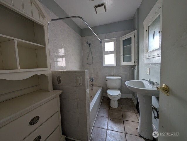 2726 S 14th Street, Tacoma, WA 98405