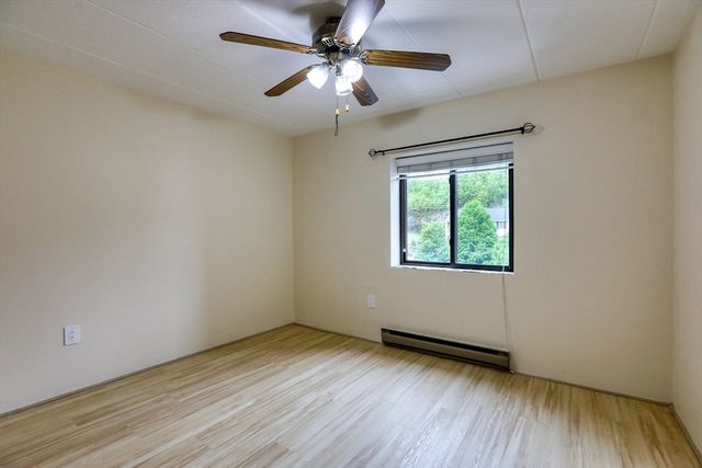 133 Franklin St 403, Stoneham, MA 02180