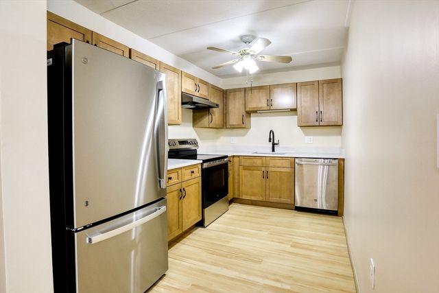 133 Franklin St 403, Stoneham, MA 02180