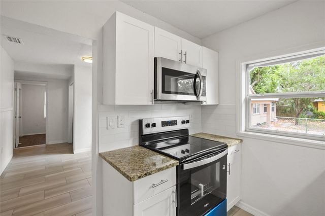 1618 43RD STREET S, St Petersburg, FL 33711