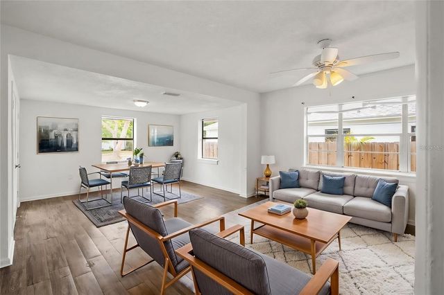 1618 43RD STREET S, St Petersburg, FL 33711