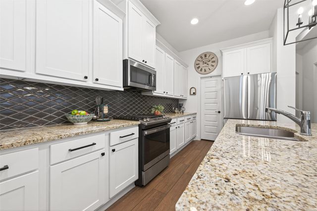 9415 Oakheath Canyon Court, Tomball, TX 77375