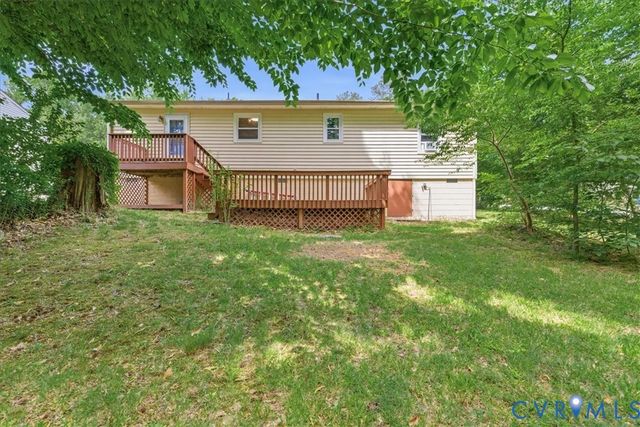 5571 Heatherhill Dr, North Chesterfield, VA 23234