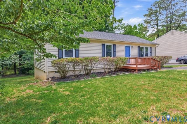 5571 Heatherhill Dr, North Chesterfield, VA 23234