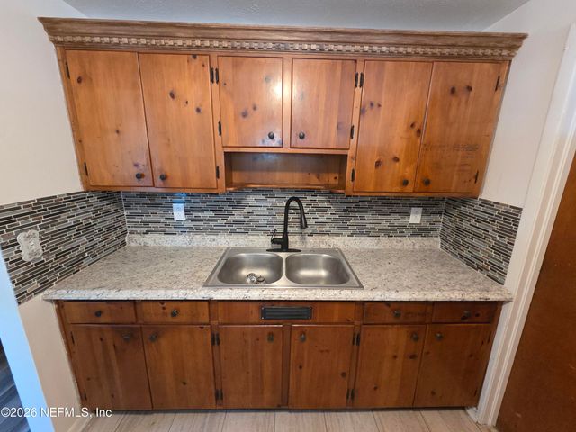 4245 MCDANIEL Drive, Jacksonville, FL 32209