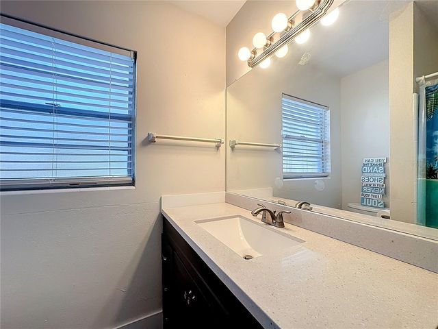 512 N LAKEMONT AVENUE, Winter Park, FL 32792