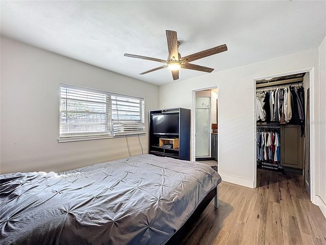 512 N LAKEMONT AVENUE, Winter Park, FL 32792