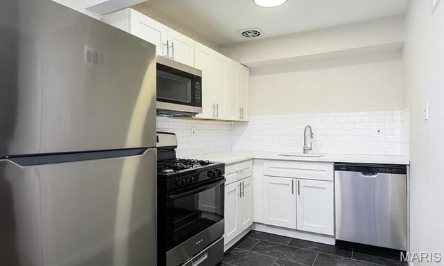 2000-2004 Bellevue Avenue, Maplewood, MO 63143