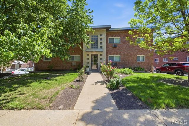 2000-2004 Bellevue Avenue, Maplewood, MO 63143