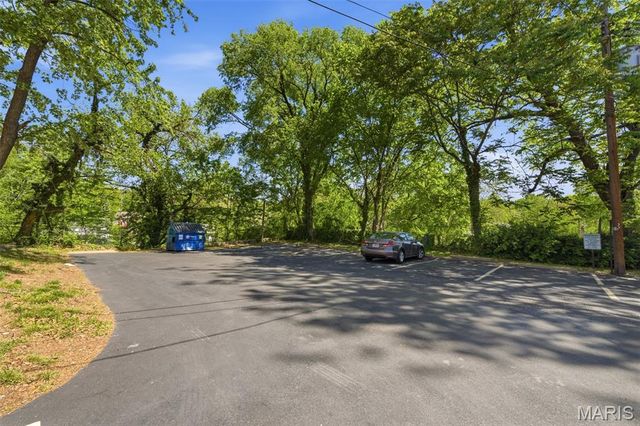 2000-2004 Bellevue Avenue, Maplewood, MO 63143