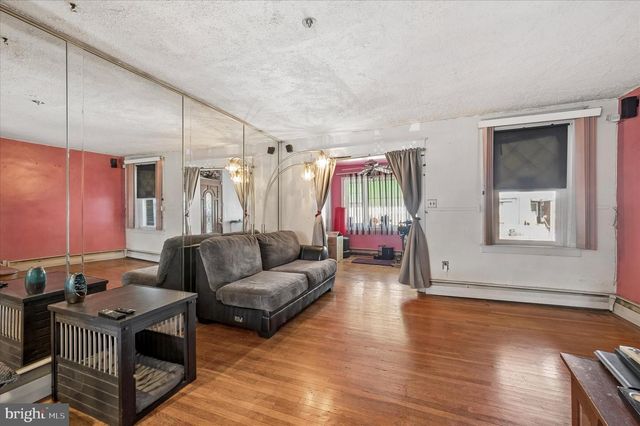 6014 BUIST AVE, Philadelphia, PA 19142