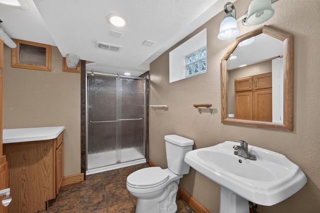 5302 Holiday Road, Minnetonka, MN 55345