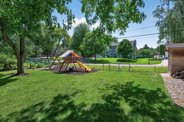 5302 Holiday Road, Minnetonka, MN 55345