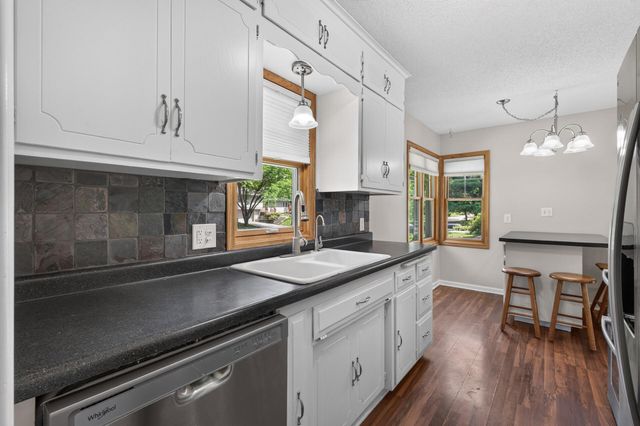 5302 Holiday Road, Minnetonka, MN 55345