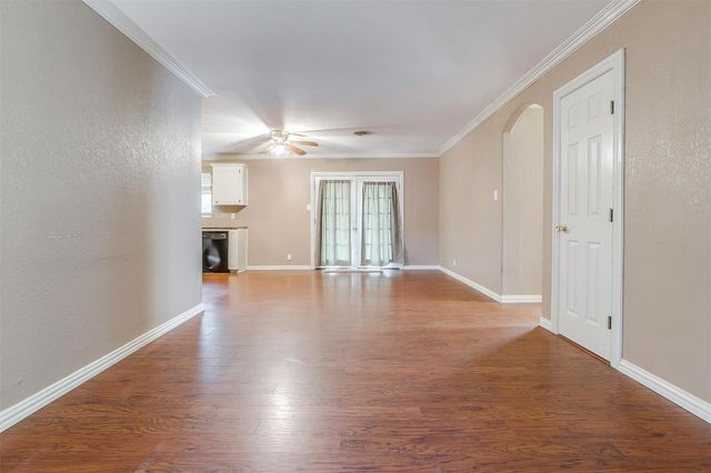 120 Wanda Way, Burleson, TX 76028