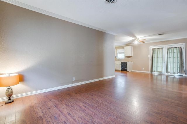 120 Wanda Way, Burleson, TX 76028