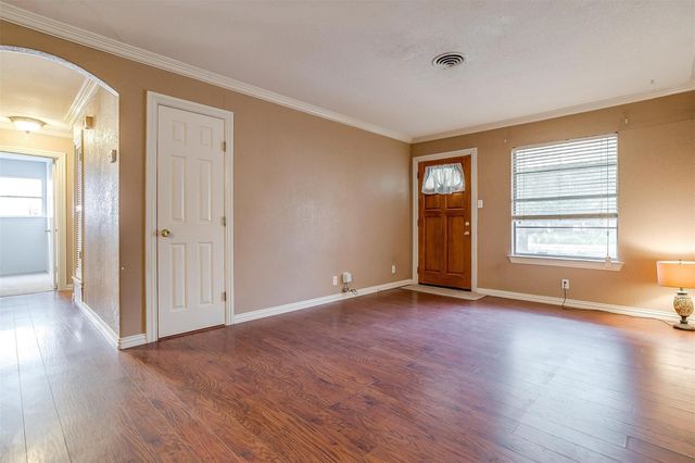 120 Wanda Way, Burleson, TX 76028