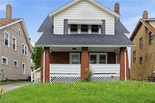 52 W Heights Avenue, Youngstown, OH 44509