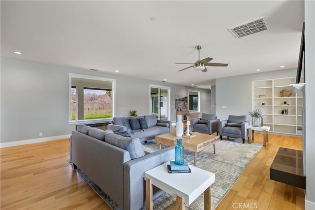 11 Hawk Place, Chico, CA 95973