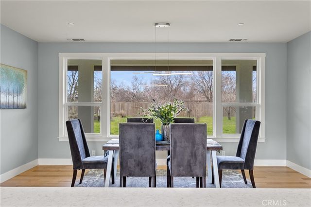 11 Hawk Place, Chico, CA 95973