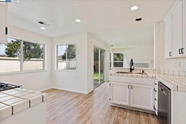 1605 Mount Silliman Way, Antioch, CA 94531