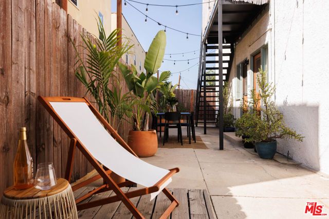 119 Rosemont Avenue, Los Angeles, CA 90026