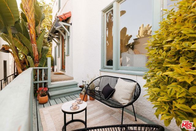 119 Rosemont Avenue, Los Angeles, CA 90026