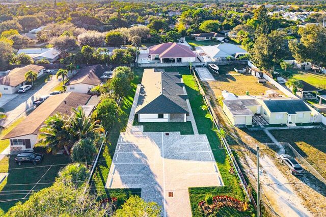 1827 Palm Acres Drive 2, Palm Springs, FL 33406