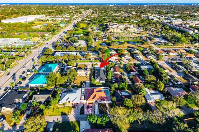 1827 Palm Acres Drive 2, Palm Springs, FL 33406