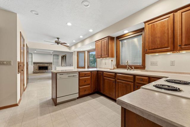 873 Prince William Lane, Westerville, OH 43081