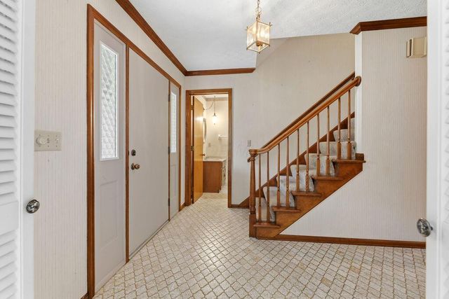 873 Prince William Lane, Westerville, OH 43081