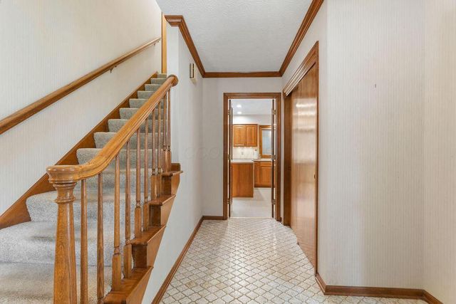 873 Prince William Lane, Westerville, OH 43081