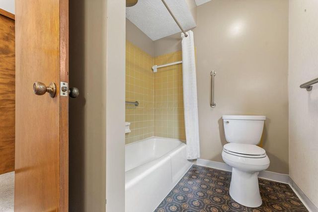 873 Prince William Lane, Westerville, OH 43081
