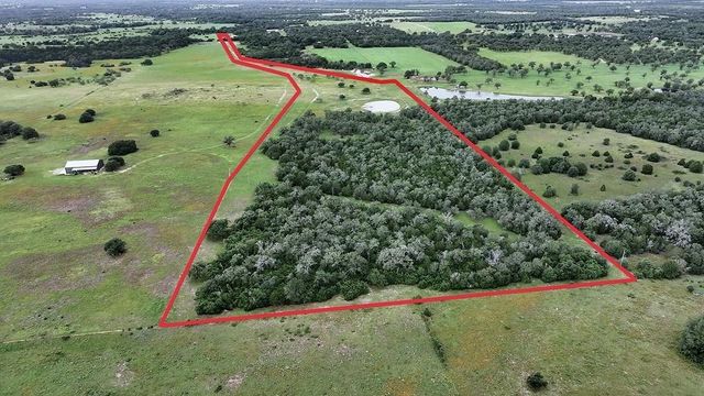 2625 Burke Road, Flatonia, TX 78941