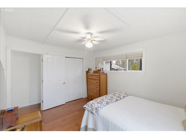 1115 JUNIPER St, Sweet Home, OR 97386