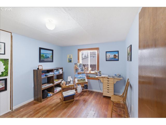 1115 JUNIPER St, Sweet Home, OR 97386