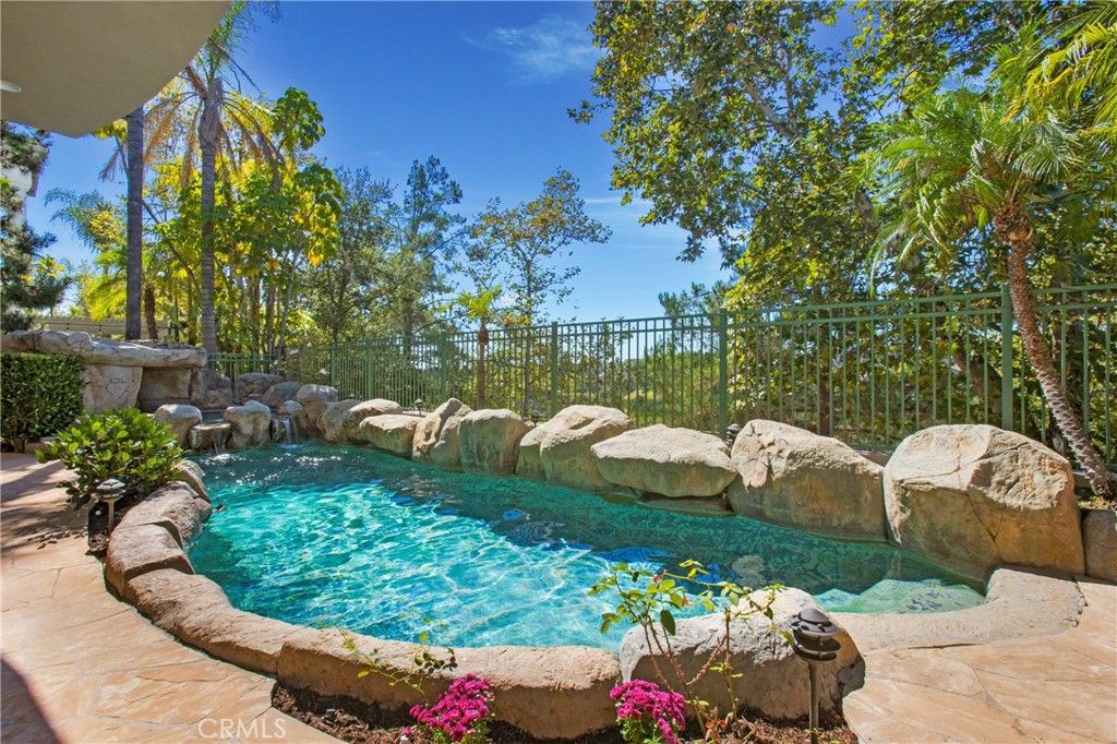 49 GOLF RIDGE Drive, Rancho Santa Margarita, CA 92679