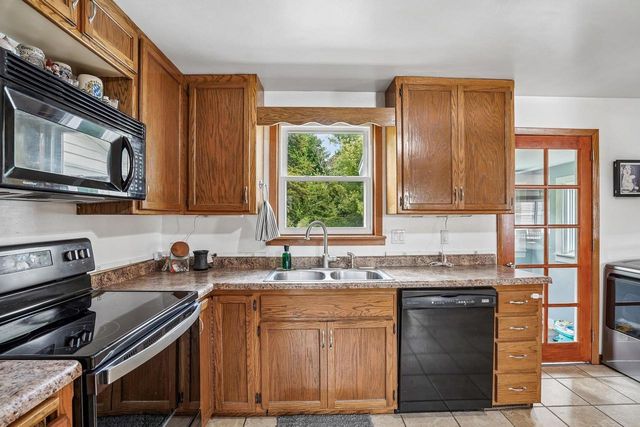 205 E 3rd Street, Waunakee, WI 53597