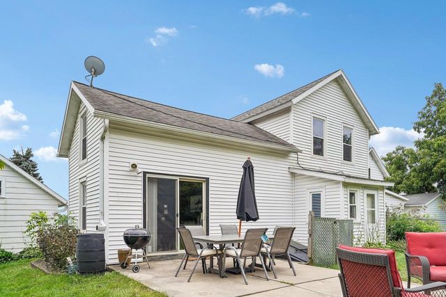 205 E 3rd Street, Waunakee, WI 53597