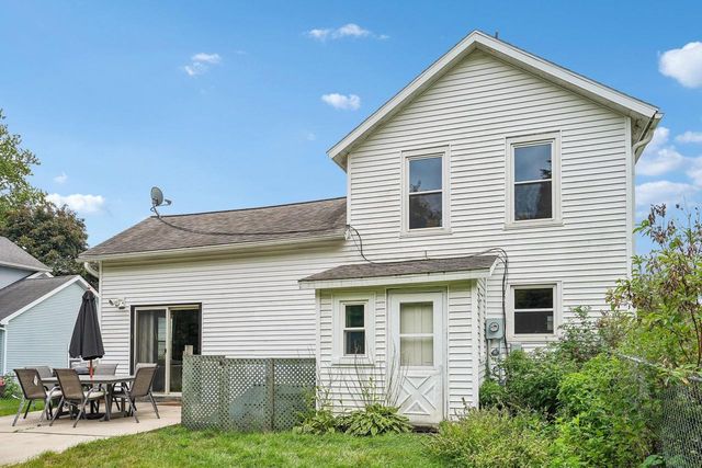 205 E 3rd Street, Waunakee, WI 53597