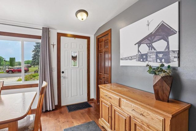 205 E 3rd Street, Waunakee, WI 53597