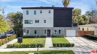 6422 Hanna Avenue, Woodland Hills, CA 91303