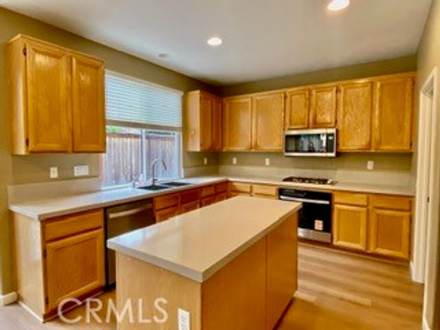 60 Northern Pine Loop, Aliso Viejo, CA 92656