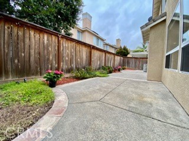60 Northern Pine Loop, Aliso Viejo, CA 92656