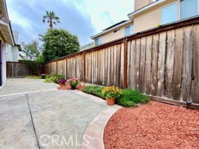 60 Northern Pine Loop, Aliso Viejo, CA 92656