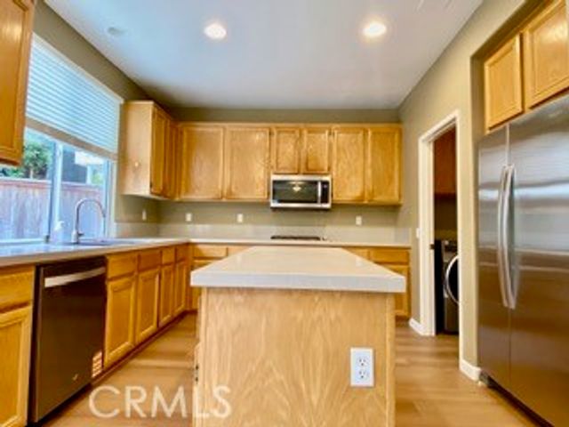 60 Northern Pine Loop, Aliso Viejo, CA 92656