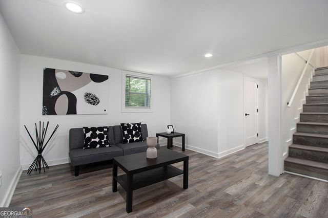 2537 Baker Road NW, Atlanta, GA 30318