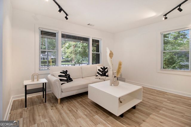 2537 Baker Road NW, Atlanta, GA 30318