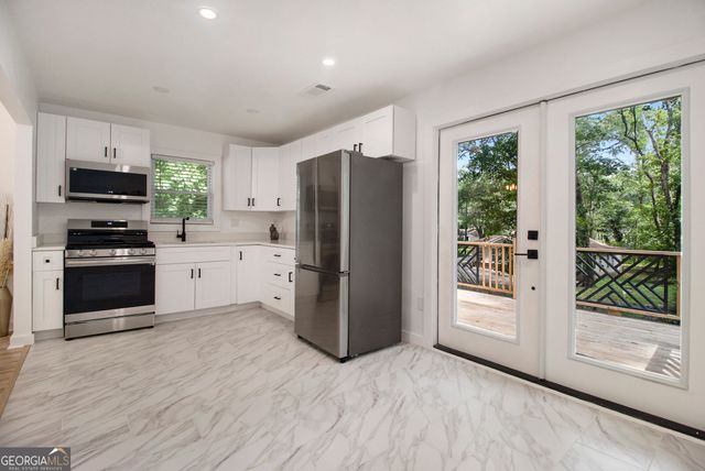2537 Baker Road NW, Atlanta, GA 30318