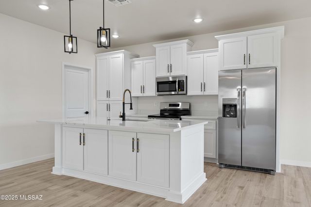 1793 Rusia Court, Nogales, AZ 85648